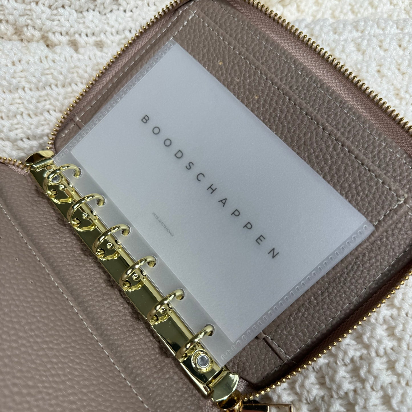 A7 binder Brown