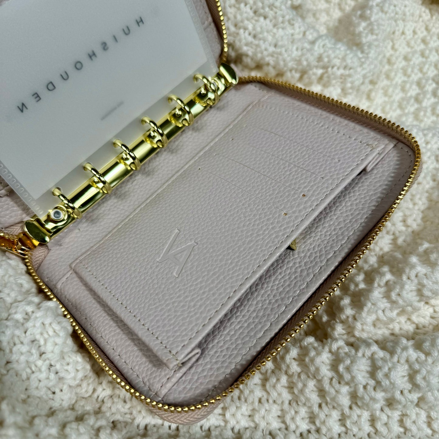 A7 binder iced mauve
