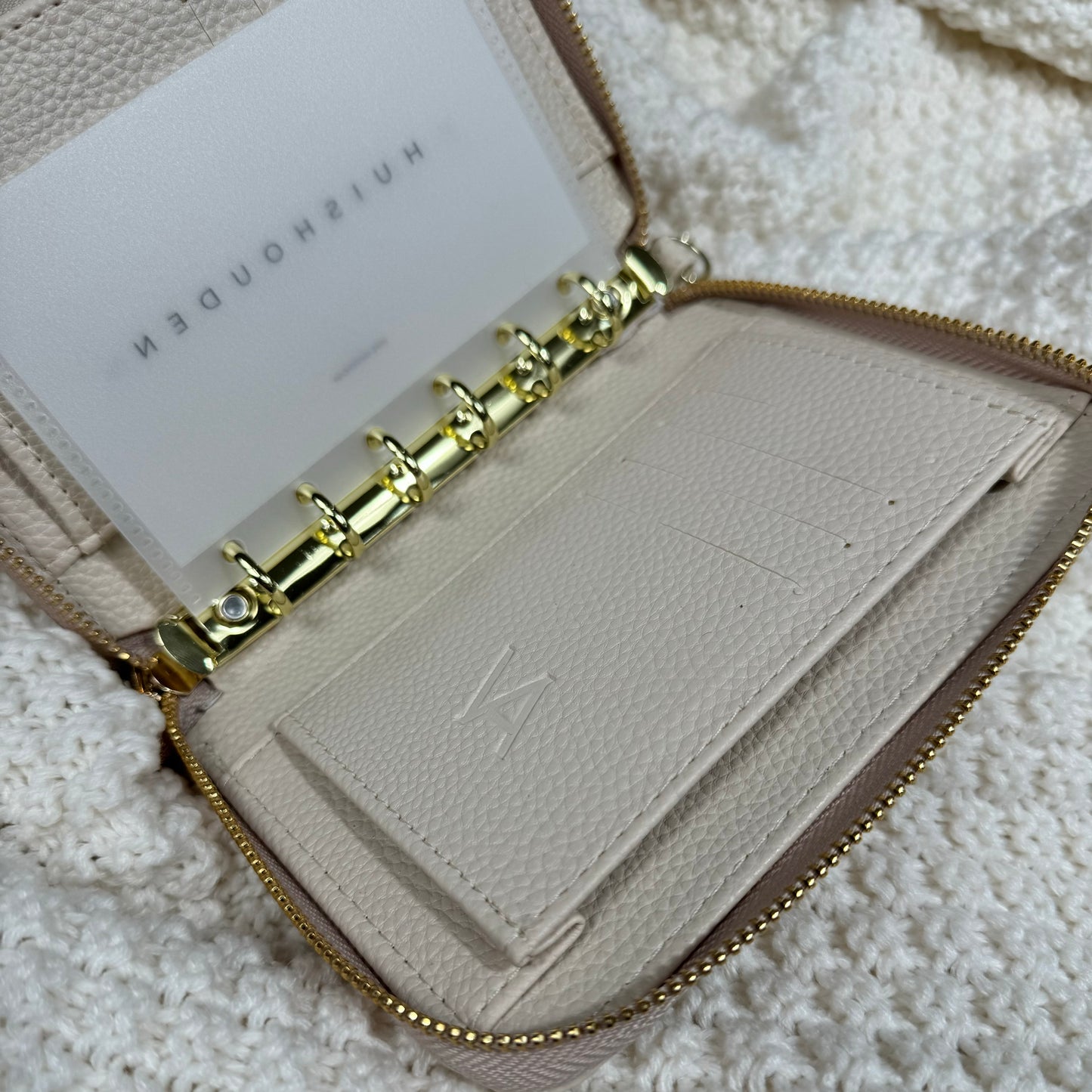 A7 binder cream