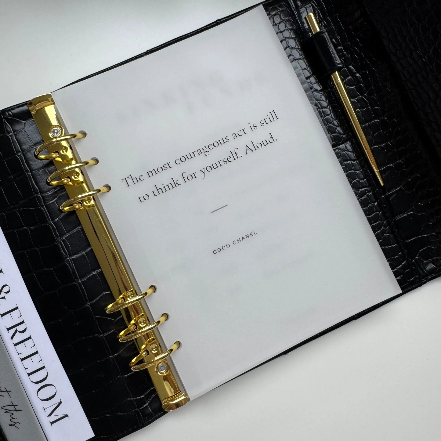 Courageous dashboard Vaye Amsterdam