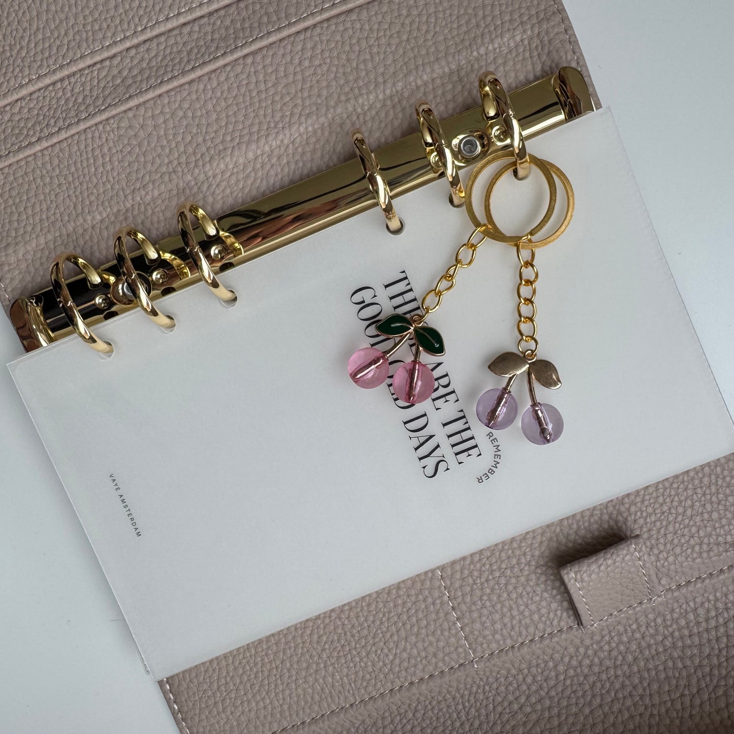 Cherry hangers (set)