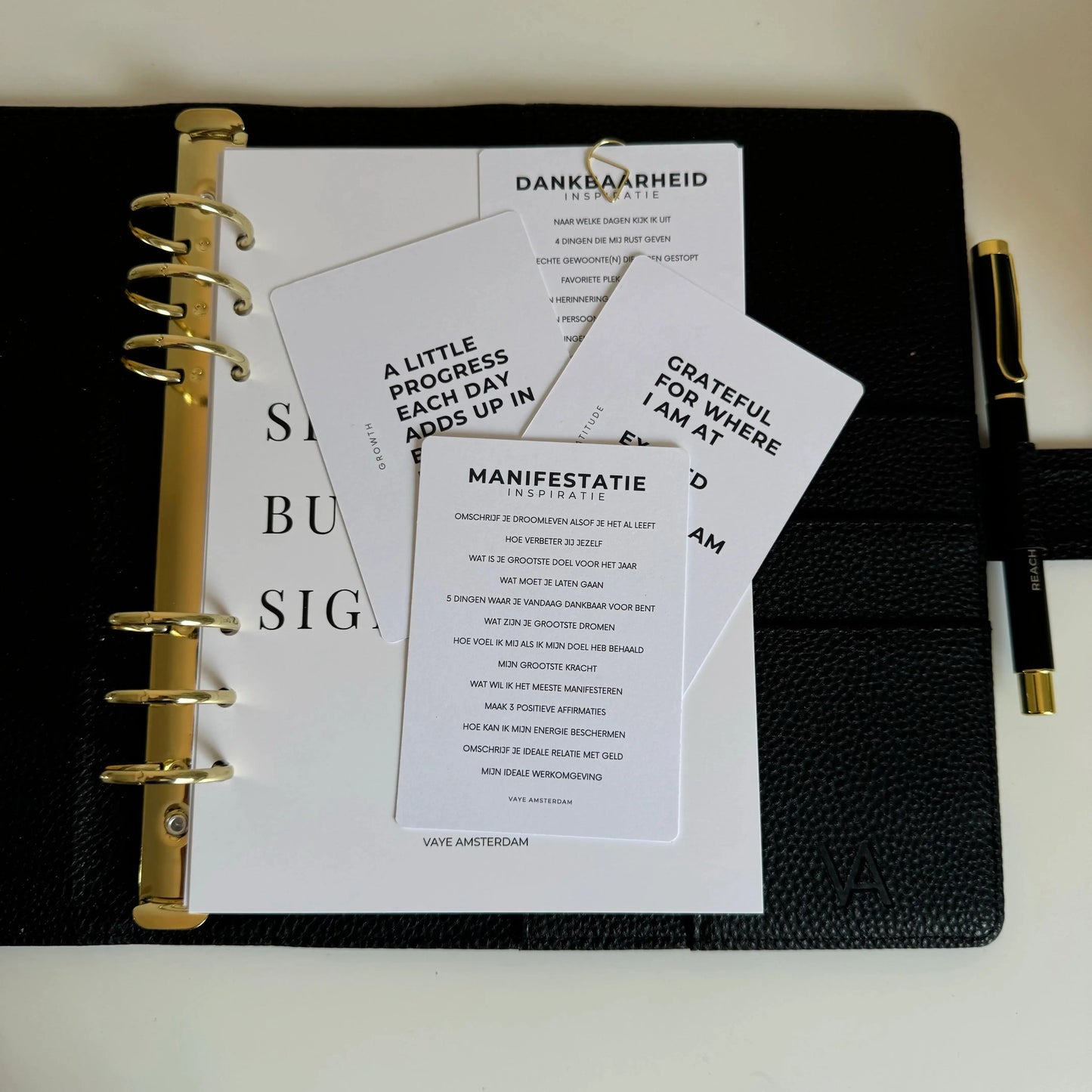 Journal prompts Vaye Amsterdam