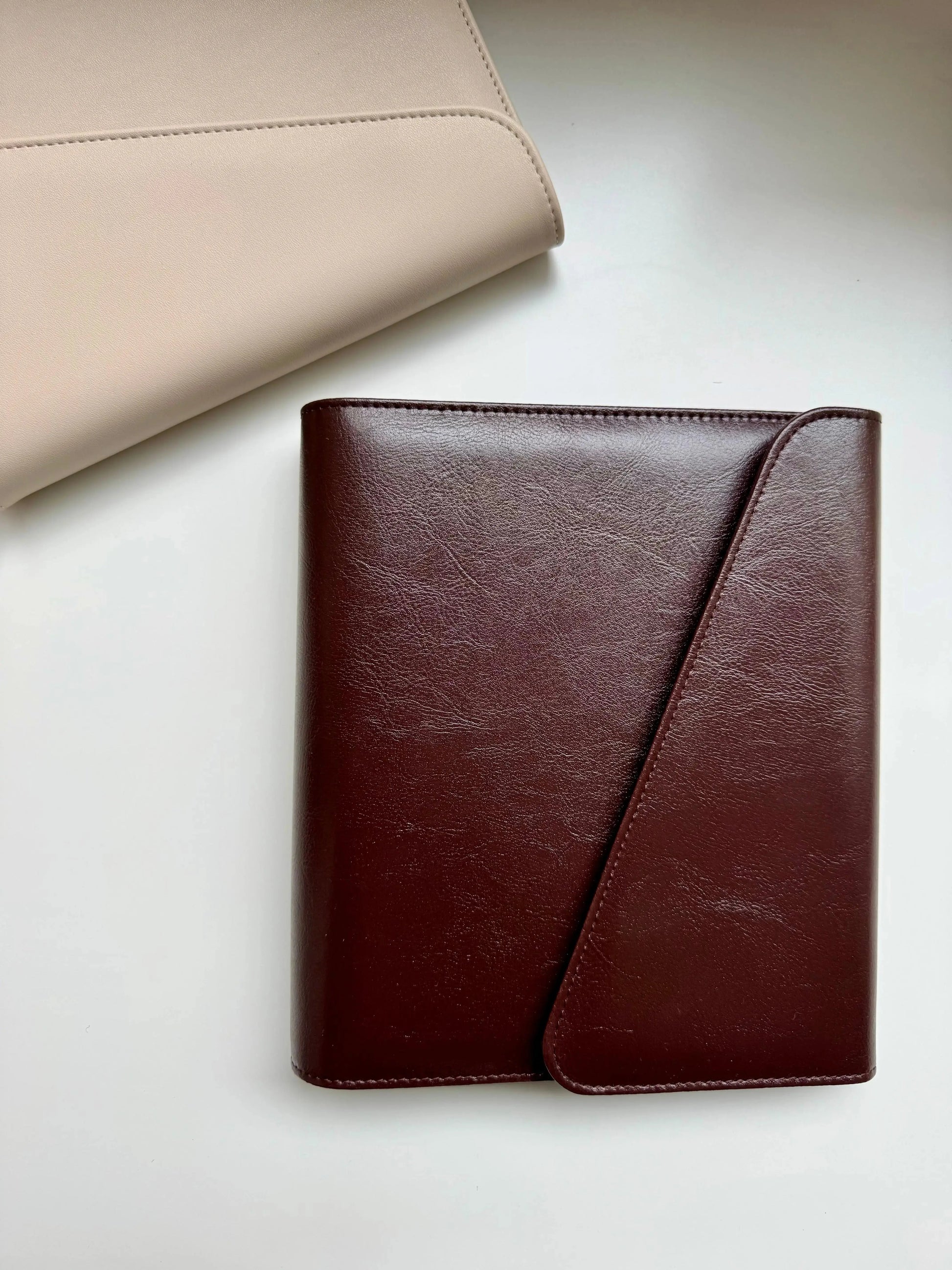 A5 binder essential - espresso Vaye Amsterdam